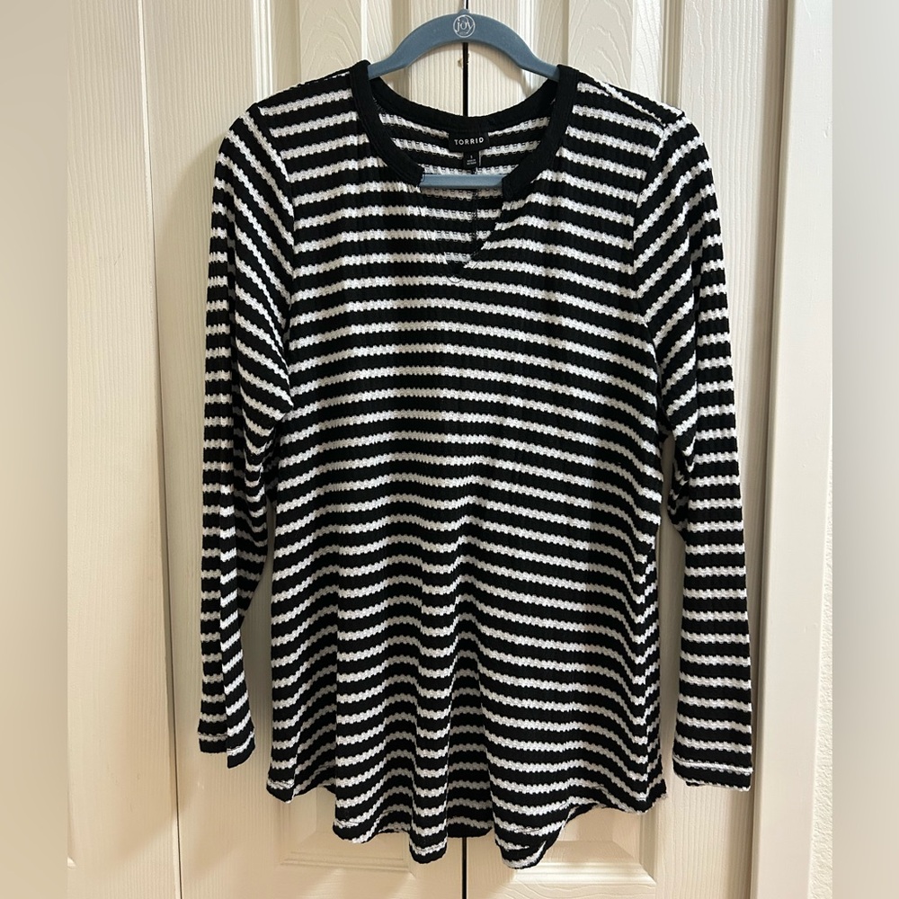 Torrid Split-Neck Tunic Sweater - image 1